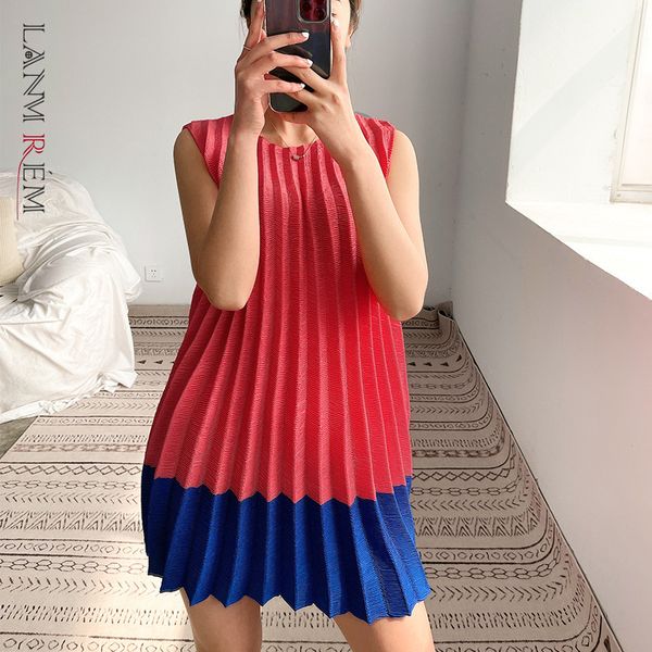 women big size patchwork blue pleated mini dress round neck sleeveless loose fit fashion spring summer 2d1570 210507, Black;gray
women big size patchwork blue pleated mini dress round neck sleeveless loose fit fashion spring summer 2d1570 210507, Black;gray