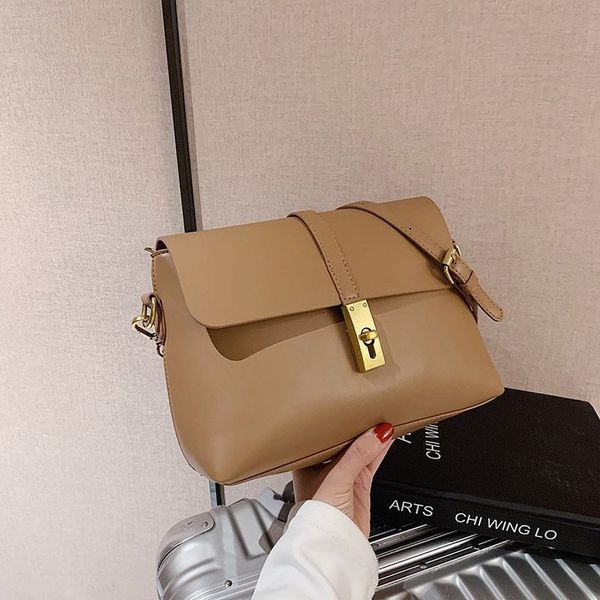 casual autumn small bag female 2020 texture ins winter new trend fashion retro single square and shoulder messenger fgarp
casual autumn small bag female 2020 texture ins winter new trend fashion retro single square and shoulder messenger fgarp