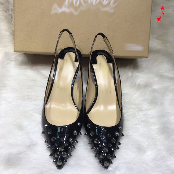 2021 good quality fashion women luxurys designers shoes designer sandals womens luxury high heels sandal dress shoess with box size 35-41 -m, Black
2021 good quality fashion women luxurys designers shoes designer sandals womens luxury high heels sandal dress shoess with box size 35-41 -m, Black