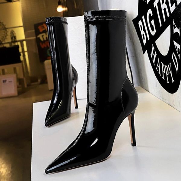 boots 2021 winter woman leather stiletto stripper female pointed toe 9.5cm high heels short lady prom fetish shoes, Black
boots 2021 winter woman leather stiletto stripper female pointed toe 9.5cm high heels short lady prom fetish shoes, Black