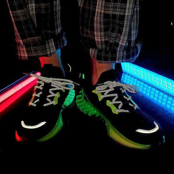 new blade men's fashion trend: luminous leisure sports , outdoor large size soldier travel shoes, Black
new blade men's fashion trend: luminous leisure sports , outdoor large size soldier travel shoes, Black