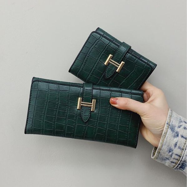 factory wholesale women handbag retro leather wallet simple two-piece embossed womens wallets elegant atmosphere with folding solid color le, Red;black
factory wholesale women handbag retro leather wallet simple two-piece embossed womens wallets elegant atmosphere with folding solid color le, Red;black
