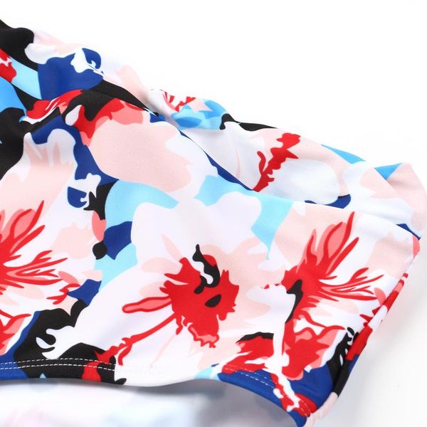 women's swimwear 2pcs bikini suit, low square neck hollowed v-shaped tank with high waist printed triangle bottoms, White;black
women's swimwear 2pcs bikini suit, low square neck hollowed v-shaped tank with high waist printed triangle bottoms, White;black