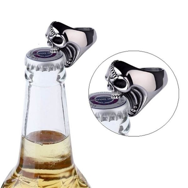 designer rings punk dual-purpose skull ring for men open beer and self-defense finger tiger party club emo bottle opener jewelry anillos, Golden;silver
designer rings punk dual-purpose skull ring for men open beer and self-defense finger tiger party club emo bottle opener jewelry anillos, Golden;silver