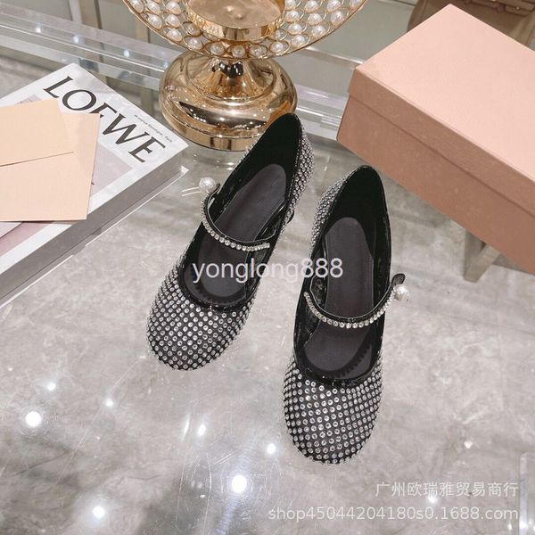 dress shoes spring cowhide drill round head high-heeled single shoes crystal women's flat belt mary jane small leather, Black
dress shoes spring cowhide drill round head high-heeled single shoes crystal women's flat belt mary jane small leather, Black