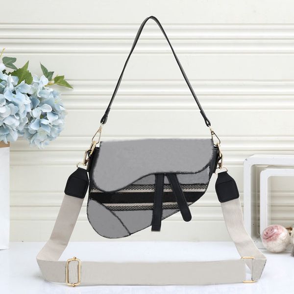 fashion women saddle twill jacquard canvas trend designer shoulder ins party handbag
fashion women saddle twill jacquard canvas trend designer shoulder ins party handbag