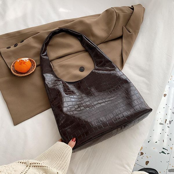 luxury design cross body shoulder bag girl solid color fashion crocodile pattern stone grain pu leather camera flap bags
luxury design cross body shoulder bag girl solid color fashion crocodile pattern stone grain pu leather camera flap bags