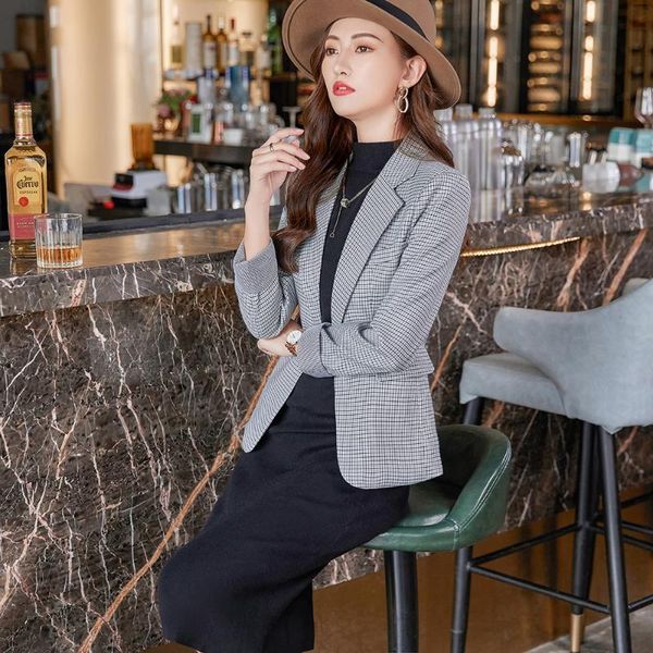 women's suits & blazers 2021 elegant autumn winter white apricot plaid women long sleeve coat female outerwear office lady jacket workw, White;black
women's suits & blazers 2021 elegant autumn winter white apricot plaid women long sleeve coat female outerwear office lady jacket workw, White;black