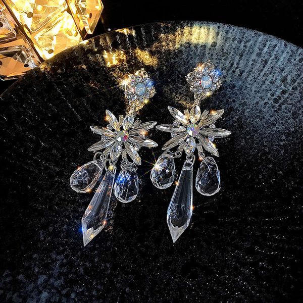 925 needle silver diamond crystal flower long tassel fashion exaggerated baroque earrings, Black
925 needle silver diamond crystal flower long tassel fashion exaggerated baroque earrings, Black