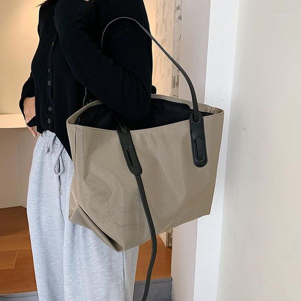 evening bags winter commuter bag 2021 trendy fashion cloth handbag women's shoulder youth large capacity female wild casual tote
evening bags winter commuter bag 2021 trendy fashion cloth handbag women's shoulder youth large capacity female wild casual tote