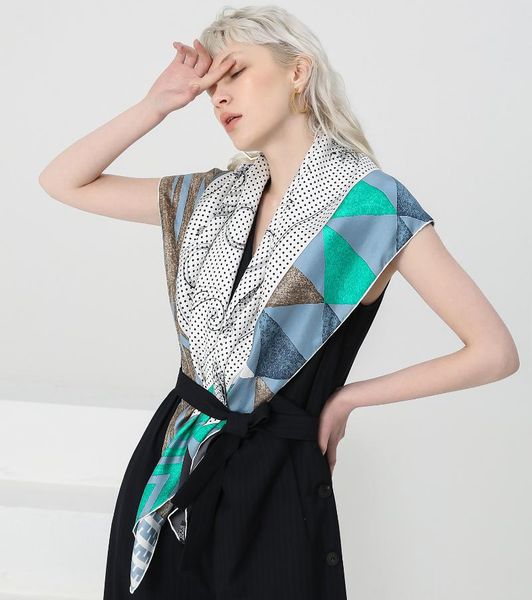scarves 110cm*110cm ladies fashion silk printed scarf europe and america twill square mulberry all-match gift, Blue;gray
scarves 110cm*110cm ladies fashion silk printed scarf europe and america twill square mulberry all-match gift, Blue;gray
