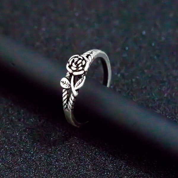 band hollow women simple ring classic vintage rose shaped rings solid color personality adjustable jewelry, Silver
band hollow women simple ring classic vintage rose shaped rings solid color personality adjustable jewelry, Silver