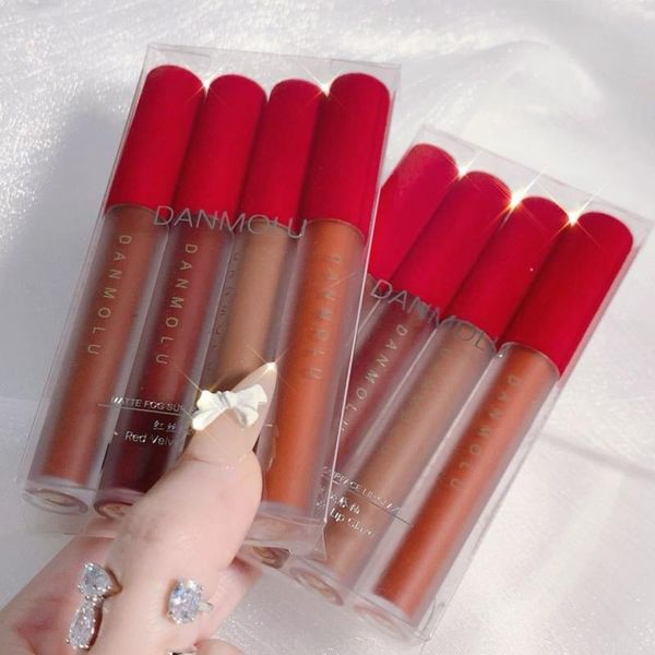 lip gloss 4 red dan moruo velvet long-lasting easy to wear glaze moisturizer nutritious lips makeup matte lipstick set
lip gloss 4 red dan moruo velvet long-lasting easy to wear glaze moisturizer nutritious lips makeup matte lipstick set
