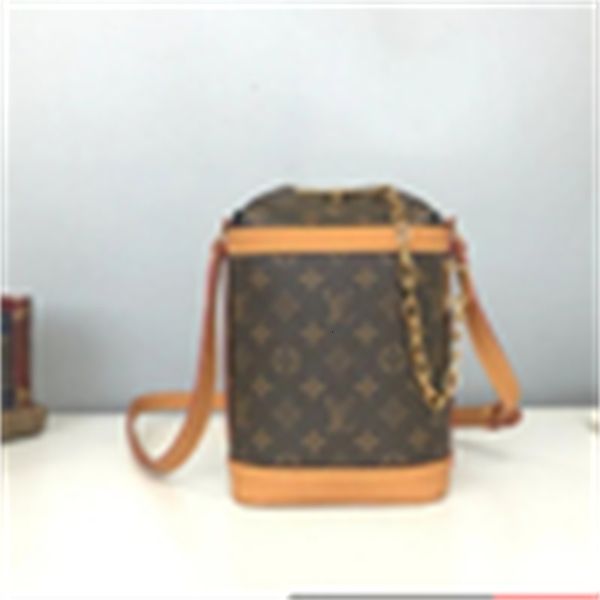 bag designer bags luxury shoulder m44877 cross m61111 evening bucket bag totes handbags body iconic clutches handles
bag designer bags luxury shoulder m44877 cross m61111 evening bucket bag totes handbags body iconic clutches handles