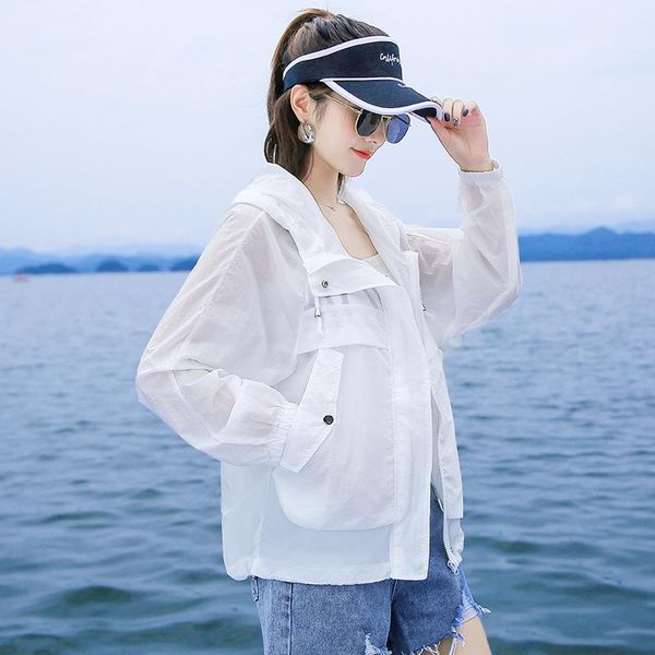women's trench coats 2021 summer thin loose coat hooded versatile female uv sun protection sunscreen beach windbreaker casual, Tan;black
women's trench coats 2021 summer thin loose coat hooded versatile female uv sun protection sunscreen beach windbreaker casual, Tan;black