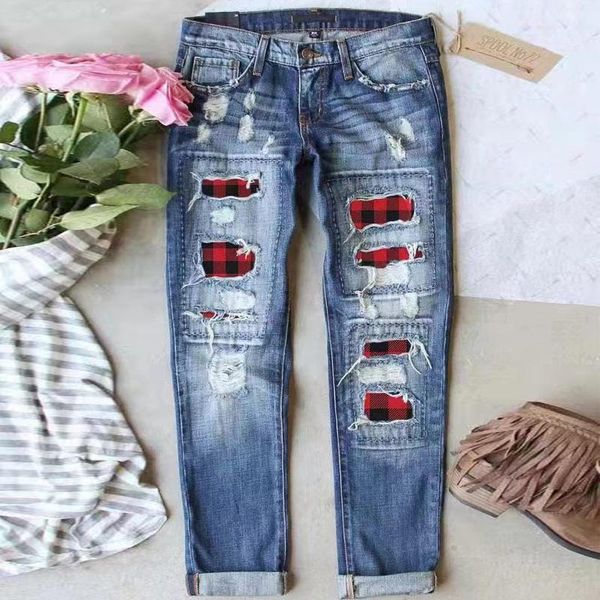 women's jeans high-waisted, wide-leg pants, blue embroidered jeans, vintage street style, straight casual work clothes
women's jeans high-waisted, wide-leg pants, blue embroidered jeans, vintage street style, straight casual work clothes