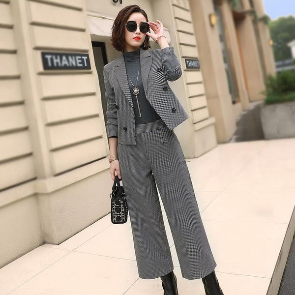 plaid short suit wide leg pants fashion two-piece female 2021 autumn classic women's temperament elegant clothes set two piece, White
plaid short suit wide leg pants fashion two-piece female 2021 autumn classic women's temperament elegant clothes set two piece, White