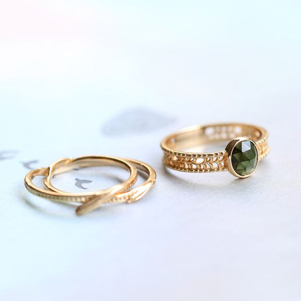 light luxury winter exclusive ring 925 silver natural green tourmaline leaf hollow set ring
light luxury winter exclusive ring 925 silver natural green tourmaline leaf hollow set ring