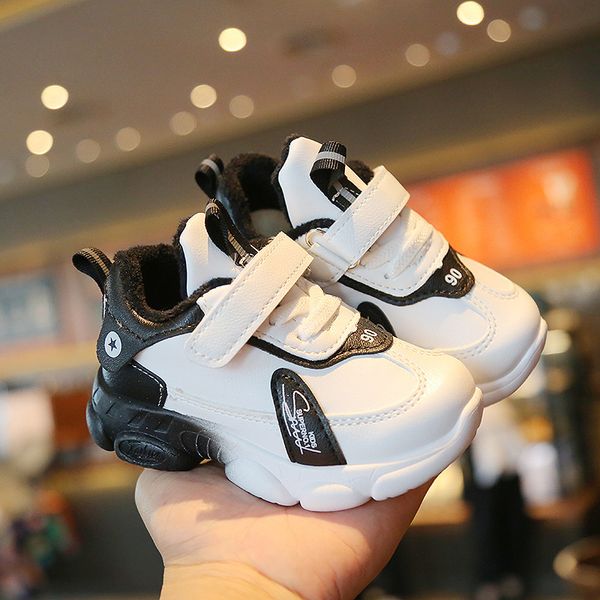 2021 winter childrens cotton shoes plush boys and girls sports shoes baby walking shoes casual, Black;red
2021 winter childrens cotton shoes plush boys and girls sports shoes baby walking shoes casual, Black;red