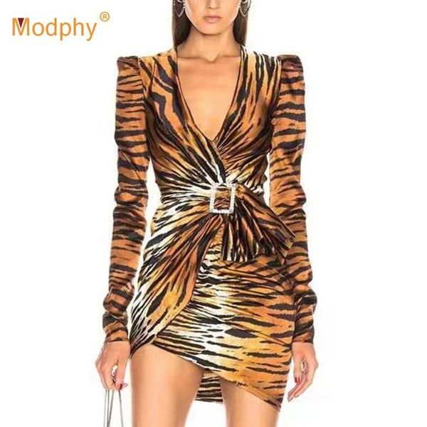casual dresses winter celebrity long sleeve skinny mini fashion leopard v-neck pleated belt dress elegant party, Black;gray
casual dresses winter celebrity long sleeve skinny mini fashion leopard v-neck pleated belt dress elegant party, Black;gray