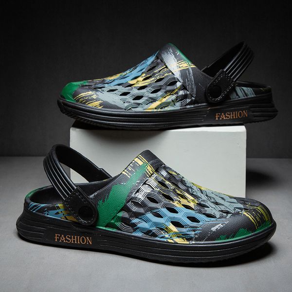 slippers summer trend go out men's baotou camouflage hole shoes antiskid outdoor wear driving beach sandals, Black
slippers summer trend go out men's baotou camouflage hole shoes antiskid outdoor wear driving beach sandals, Black