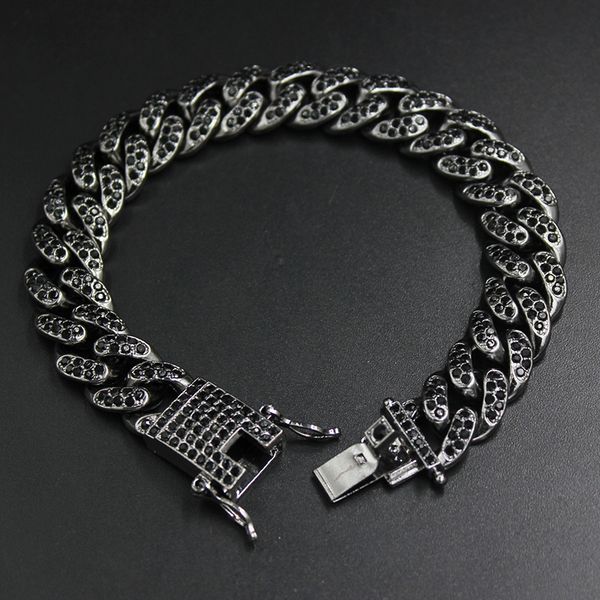 gun metal black color 13.5mm iced out rhinestone curb cuban chain bracelet hip hop rapper bracelets for men women gifts jewelry 
gun metal black color 13.5mm iced out rhinestone curb cuban chain bracelet hip hop rapper bracelets for men women gifts jewelry