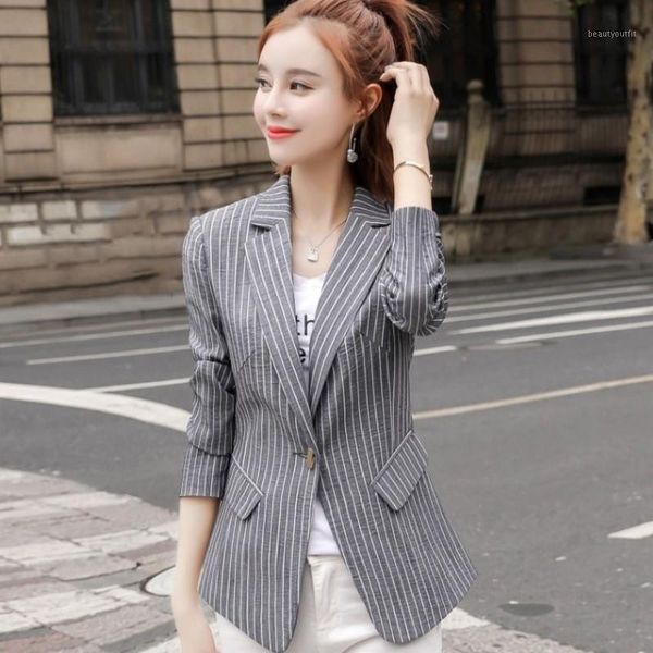 elegant womens single button notched collar striped blazer korean vintage fashion casual slim fit plus size female suit coats women's s, White;black
elegant womens single button notched collar striped blazer korean vintage fashion casual slim fit plus size female suit coats women's s, White;black