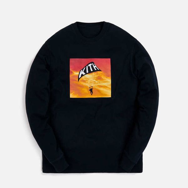 vv kim limited 20ss cartoon parachute jumping casual couple fashion long sleeve t-shirt3g47, White;black
vv kim limited 20ss cartoon parachute jumping casual couple fashion long sleeve t-shirt3g47, White;black