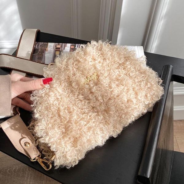 small plush women's shoulder 2021 fashion wide strap crossbody velvet designer handbag bags
small plush women's shoulder 2021 fashion wide strap crossbody velvet designer handbag bags