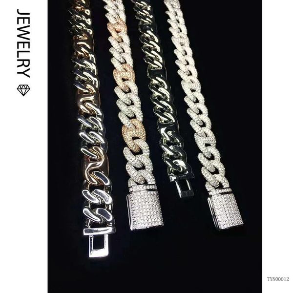 chains 2021 cuban necklace, simple hip hop necklace for men and women, pig nose chain, Silver
chains 2021 cuban necklace, simple hip hop necklace for men and women, pig nose chain, Silver