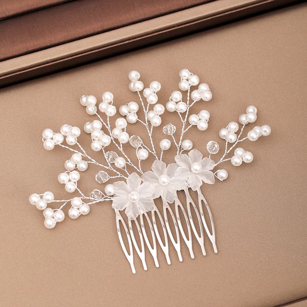 trendy wedding hair accessories ladies hair comb pearl headdress bride flower hairpin handmade prom headdress hair ornamentsdio chan contact, White;golden
trendy wedding hair accessories ladies hair comb pearl headdress bride flower hairpin handmade prom headdress hair ornamentsdio chan contact, White;golden