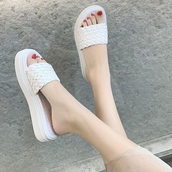 slippers women female shoes weave design rubber for home flats ladies flip flops slides 2021 summer, Black
slippers women female shoes weave design rubber for home flats ladies flip flops slides 2021 summer, Black