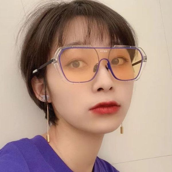 sunglasses trend yellow oversized 2021 high fashion steampunk clear lens sun glasses men anti blue light eyewear, White;black
sunglasses trend yellow oversized 2021 high fashion steampunk clear lens sun glasses men anti blue light eyewear, White;black