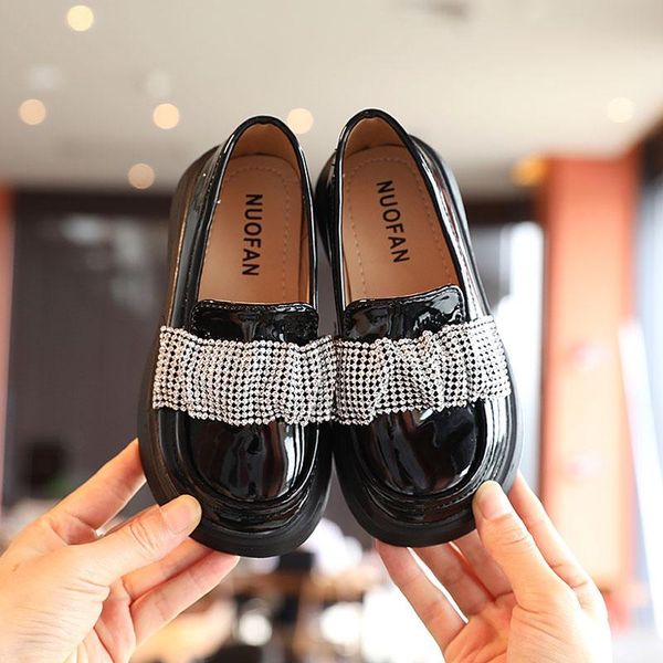 flat shoes kids slip-on for girls patent leather loafers 2021 autumn school uniform dress child size 26-36 black, Black;grey
flat shoes kids slip-on for girls patent leather loafers 2021 autumn school uniform dress child size 26-36 black, Black;grey