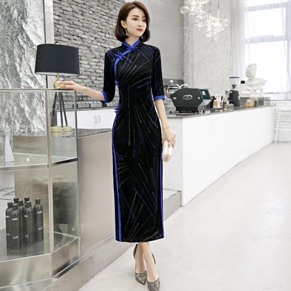 ethnic clothing 2021 autumn and winter cheongsam retro improved mid-length dress fashion simple, Red
ethnic clothing 2021 autumn and winter cheongsam retro improved mid-length dress fashion simple, Red