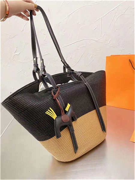 2021 personalized straw bags ladies tote bag luxury designer shoulder handbag handbags real straws material fabric classic
2021 personalized straw bags ladies tote bag luxury designer shoulder handbag handbags real straws material fabric classic