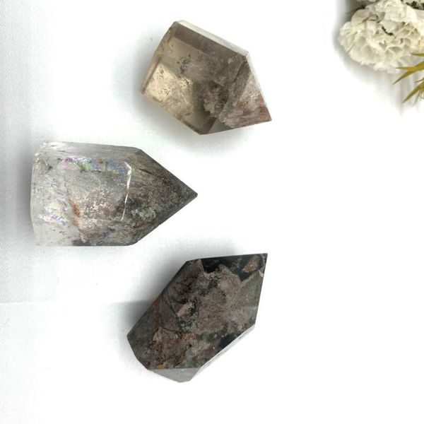 natural green ghost rianbow crystal point tower obelisk wand healing polished stones specimen modern home decor decorative objects & figurin
natural green ghost rianbow crystal point tower obelisk wand healing polished stones specimen modern home decor decorative objects & figurin