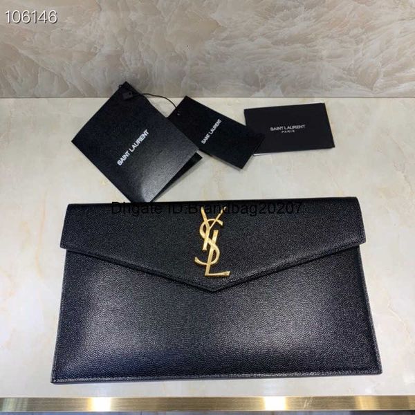 brand new new lady's the small envelope bag 7a high-end custom quality calfskin with gold metal accessories decorated with metal fashio
brand new new lady's the small envelope bag 7a high-end custom quality calfskin with gold metal accessories decorated with metal fashio