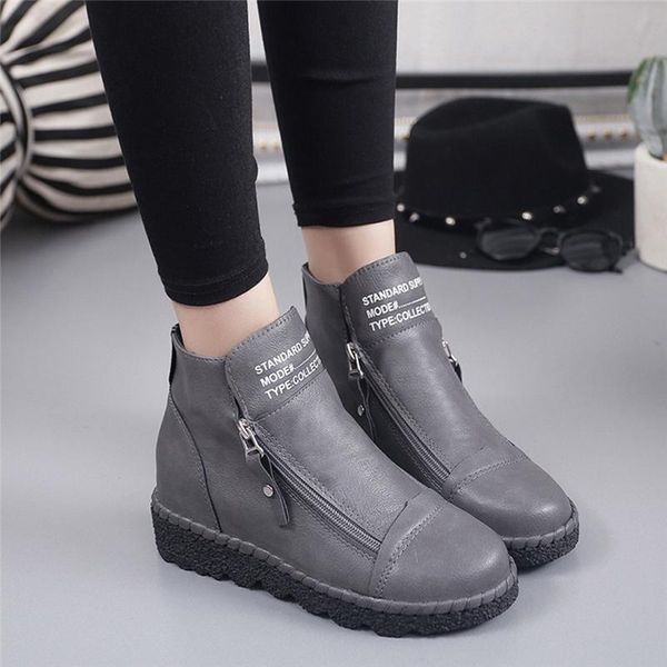 women boots winter warm retro leather ankle casual round toe low-heele flat sole non-slip roman short botas mujer 2021, Black
women boots winter warm retro leather ankle casual round toe low-heele flat sole non-slip roman short botas mujer 2021, Black