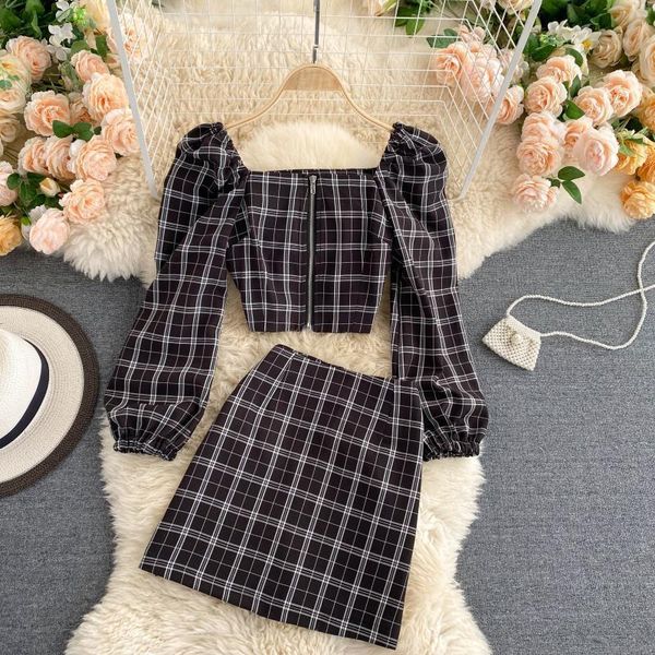 spring suit women's retro square collar western style puff sleeve short high waist skirt socialite temperament twinset skirts, Black
spring suit women's retro square collar western style puff sleeve short high waist skirt socialite temperament twinset skirts, Black