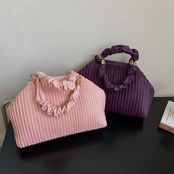 evening bags european and american autumn 2021 fashion ladies luxury high-quality simple fold cloud portable large-capacity shell bag
evening bags european and american autumn 2021 fashion ladies luxury high-quality simple fold cloud portable large-capacity shell bag