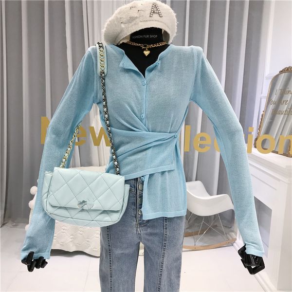 coat female thin t-shirt design with a long, sun-proof sleeve shirt, Tan;black
coat female thin t-shirt design with a long, sun-proof sleeve shirt, Tan;black