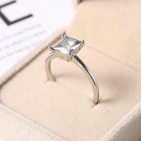 wedding rings big oval crystal engagement design for women white elegant female bridal jewelry gift 2021 trendy, Slivery;golden
wedding rings big oval crystal engagement design for women white elegant female bridal jewelry gift 2021 trendy, Slivery;golden