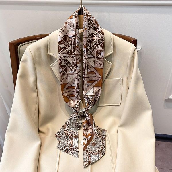 scarves 2021 fashion spring and autumn geometric small silk scarf women's hair band color matching narrow ribbon, Blue;gray
scarves 2021 fashion spring and autumn geometric small silk scarf women's hair band color matching narrow ribbon, Blue;gray