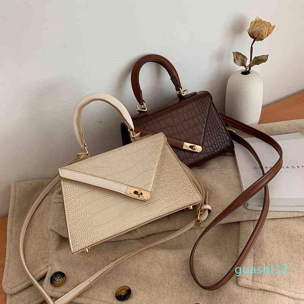 vintage alligator women shoulder bags designer handbags luxury crocodile pu leather crossbody bag chic lock small flap purse
vintage alligator women shoulder bags designer handbags luxury crocodile pu leather crossbody bag chic lock small flap purse