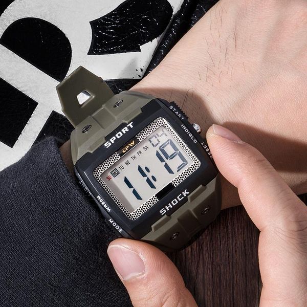 wristwatches multifunctional men's digital sports watch, large size, alarm clock, chronograph, waterproof, backlit square screen, Slivery;brown
wristwatches multifunctional men's digital sports watch, large size, alarm clock, chronograph, waterproof, backlit square screen, Slivery;brown