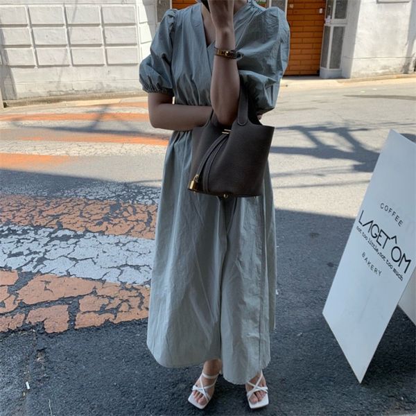streetwear elegance solid gentle v-neck women vintage chic lady stylish all match dresses vestidos 210421, Black;gray
streetwear elegance solid gentle v-neck women vintage chic lady stylish all match dresses vestidos 210421, Black;gray