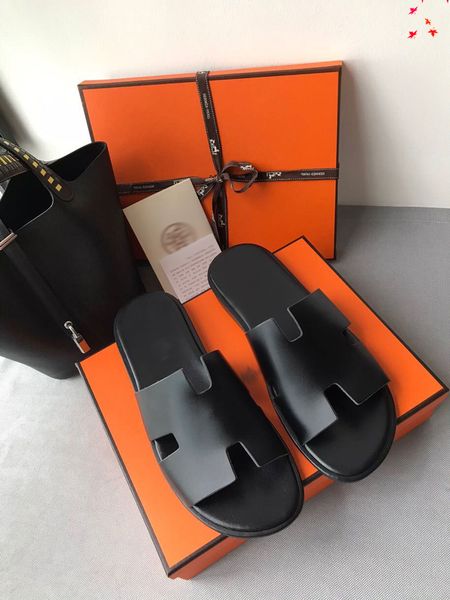 2021 newset classic men slippers man flip flops strawberry beach thick bottom shoes platform alphabet mens sandals leather high heel slipper, Black
2021 newset classic men slippers man flip flops strawberry beach thick bottom shoes platform alphabet mens sandals leather high heel slipper, Black