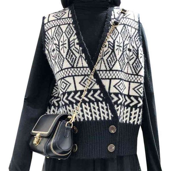 korean style retro pattern all-match sweet v-neck knitted vest women double breasted ribbed hem casual streewear gilet femme 210604, Black;white
korean style retro pattern all-match sweet v-neck knitted vest women double breasted ribbed hem casual streewear gilet femme 210604, Black;white