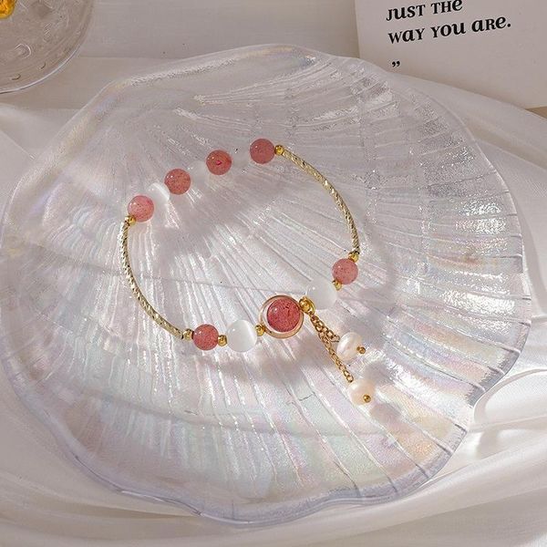 charm bracelets special-shaped pearl strawberry crystal beaded bracelet for female ins niche design forest simple opal fine, Golden;silver
charm bracelets special-shaped pearl strawberry crystal beaded bracelet for female ins niche design forest simple opal fine, Golden;silver
